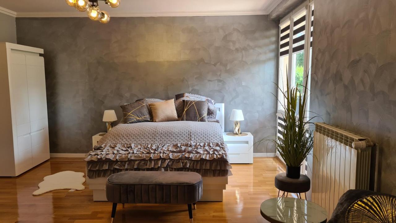 Apartament Deluxe 2 Oświęcim  Eksteriør billede