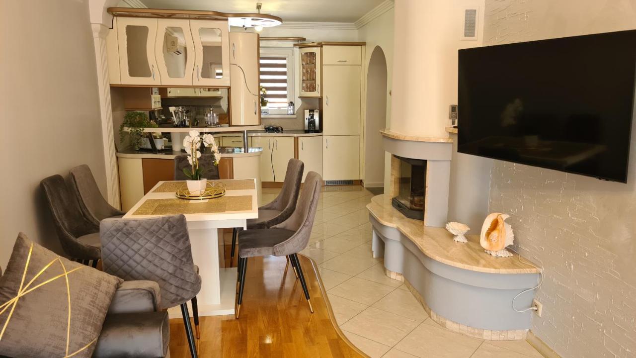 Apartament Deluxe 2 Oświęcim  Eksteriør billede