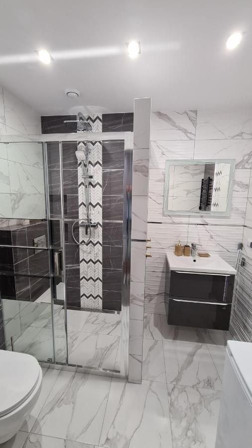 Apartament Deluxe 2 Oświęcim  Eksteriør billede