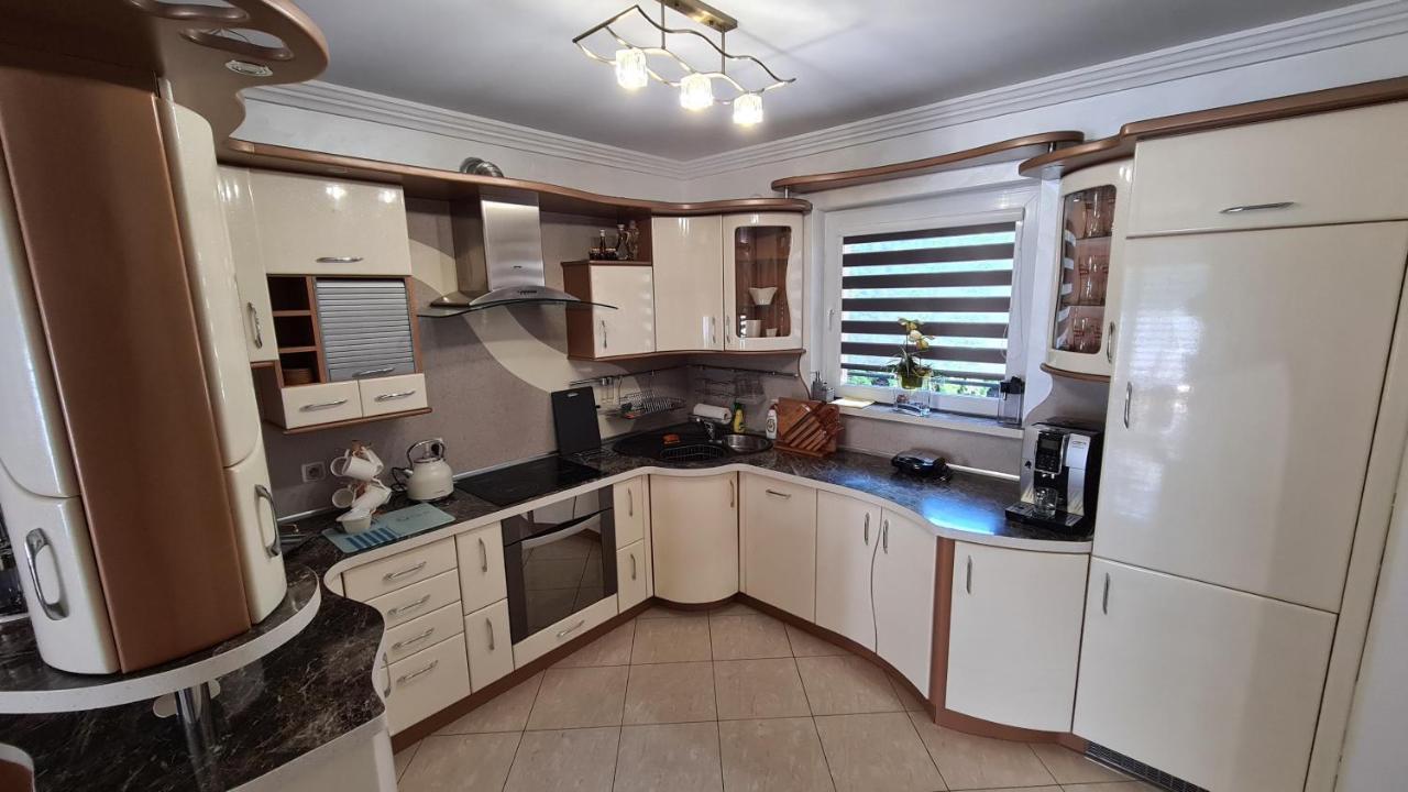 Apartament Deluxe 2 Oświęcim  Eksteriør billede
